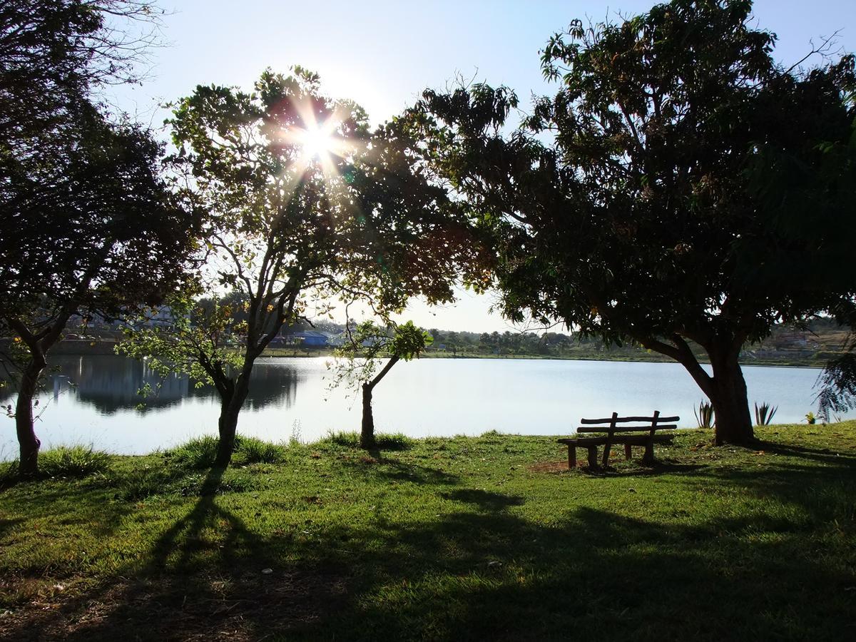 Beira Lago Palace Hotel Morrinhos  외부 사진