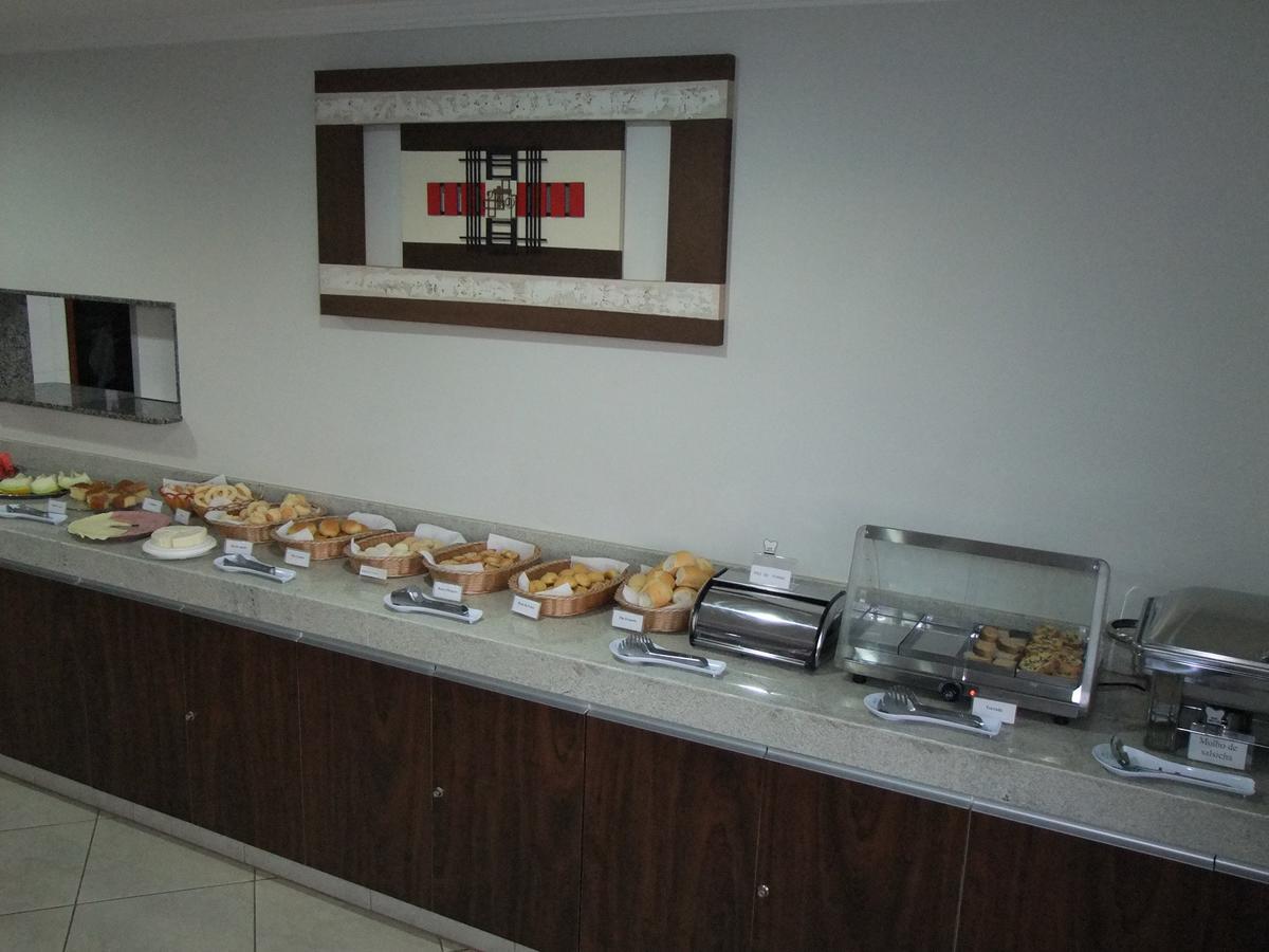 Beira Lago Palace Hotel Morrinhos  외부 사진