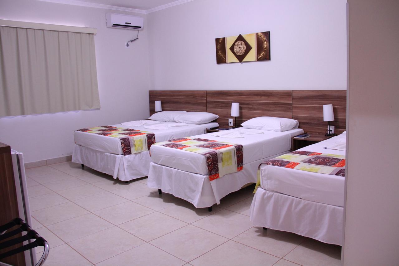 Beira Lago Palace Hotel Morrinhos  외부 사진