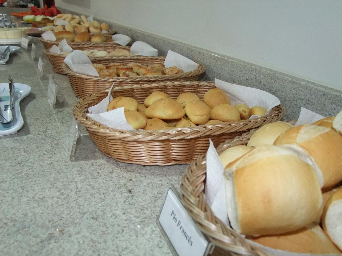 Beira Lago Palace Hotel Morrinhos  외부 사진