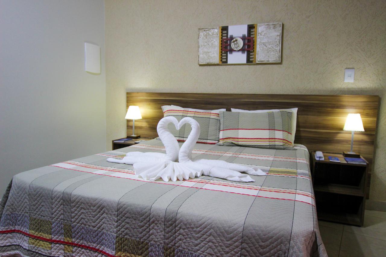 Beira Lago Palace Hotel Morrinhos  외부 사진
