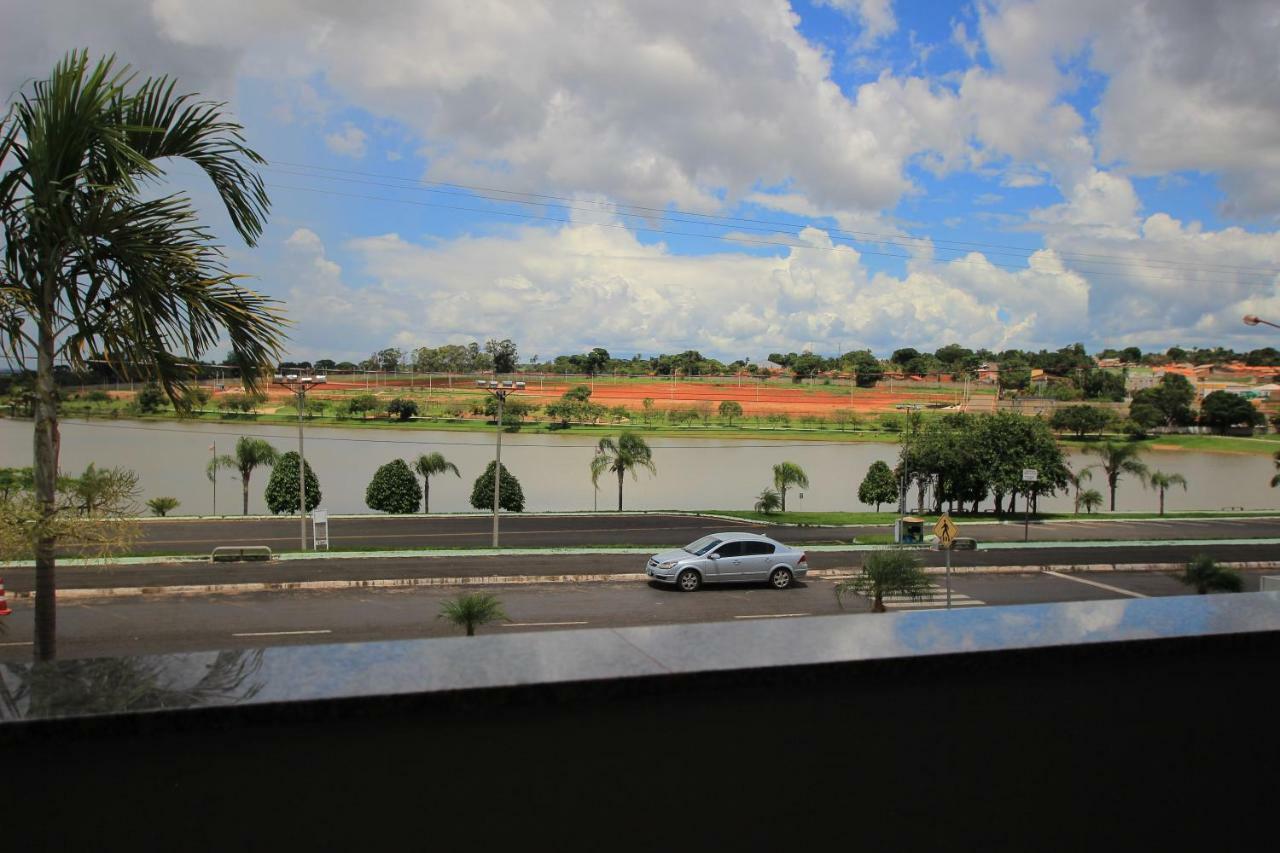 Beira Lago Palace Hotel Morrinhos  외부 사진